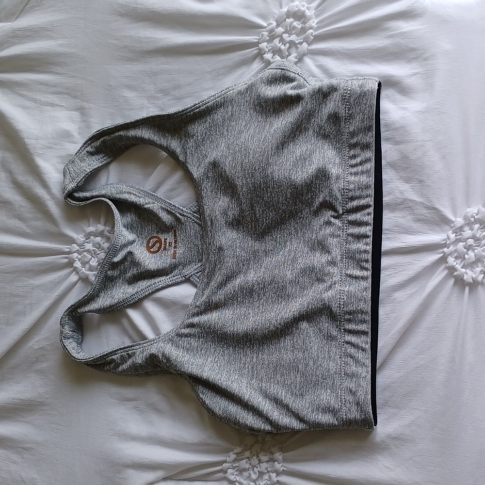 ☀️Shape Sports Bra Size S - Picture 1 of 4